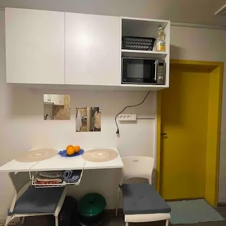 Apartment Affordable With Free Parking